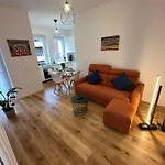 Homesix